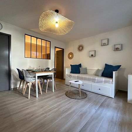 Appartement Climatise Avec Chambre Et Parking Privatif Locations Vld Camargue Сен Мари де ла Мер Екстериор снимка