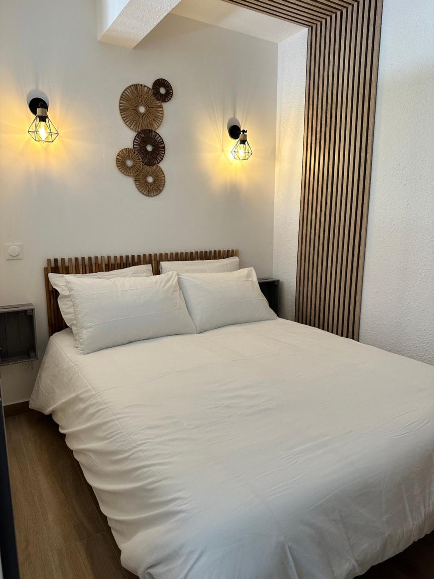 Appartement Climatise Avec Chambre Et Parking Privatif Locations Vld Camargue Сен Мари де ла Мер Екстериор снимка